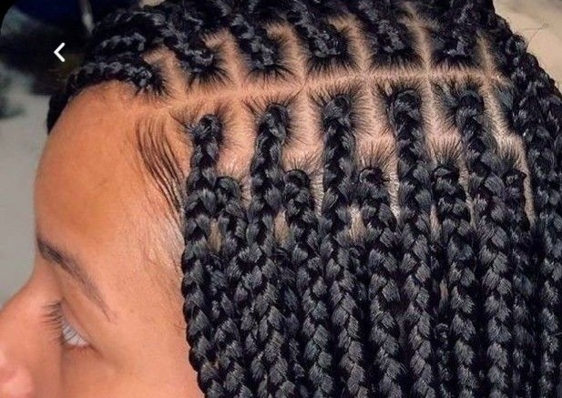 Smedium Traditional Box Braids