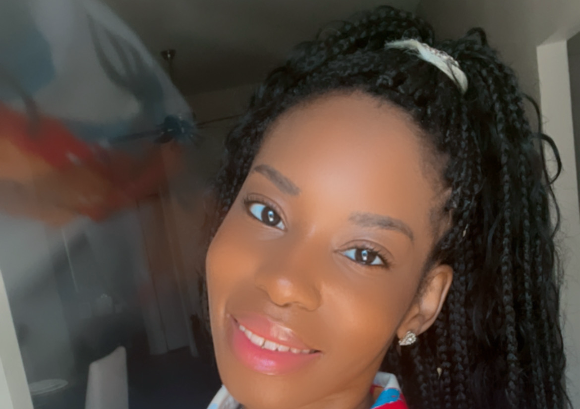 Small bohemian box braids (with knots)