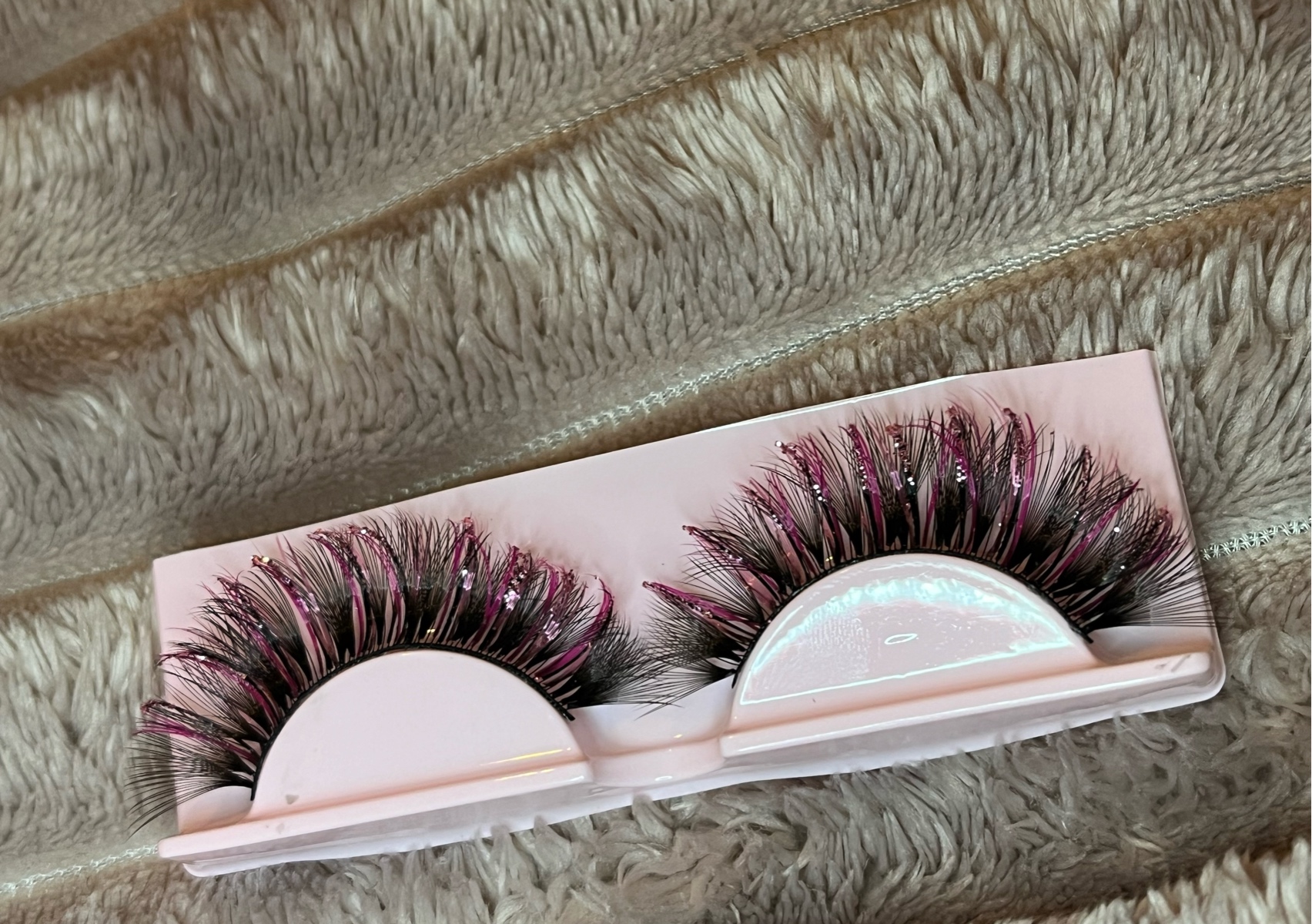 Handmade strip lashes