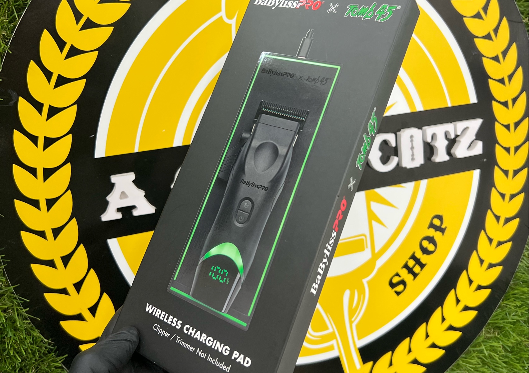 Babylisspro x tomb 45 wireless charger