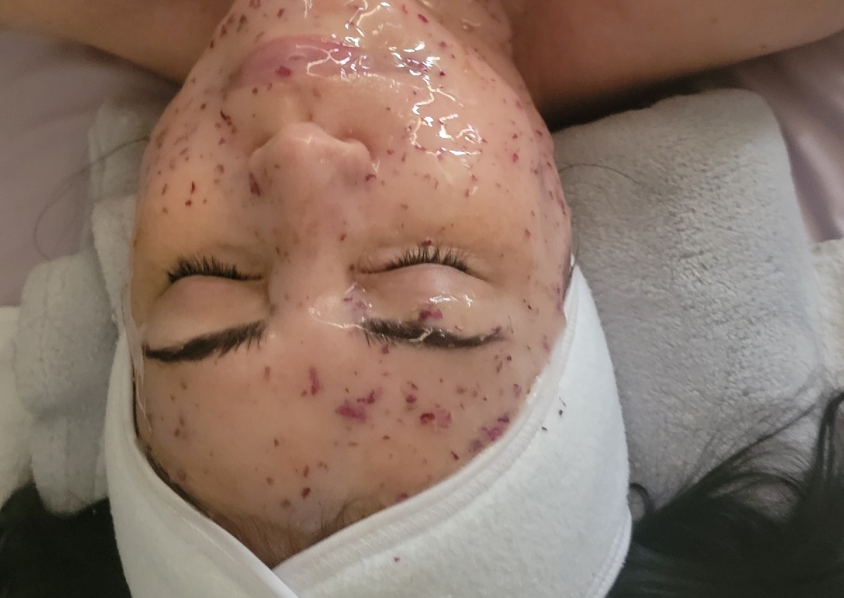 Limpieza profunda con masage facial 