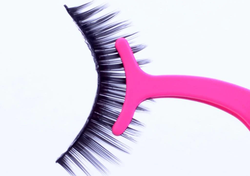 Apply Lash Strips ✨ ( Bring Your Own )