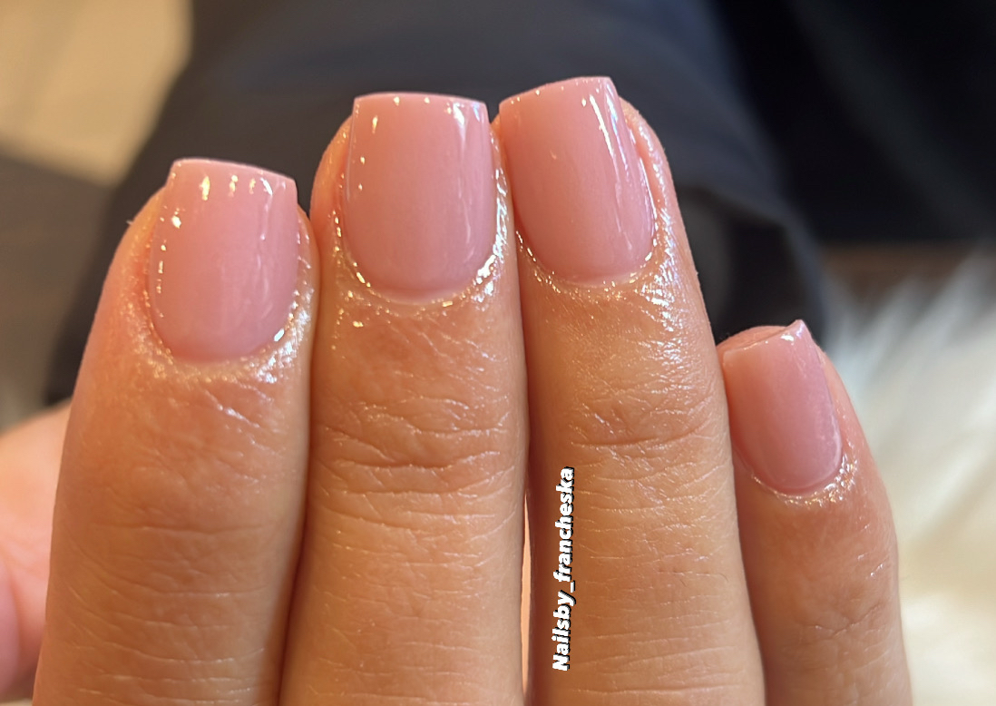 Short Dip: Natural Nails