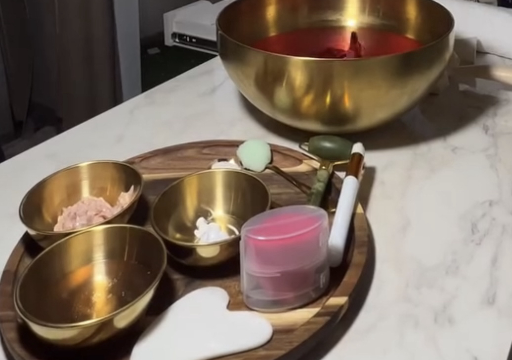 Luna Deluxe Manicure