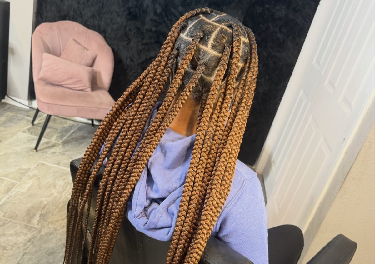 large knotless braids