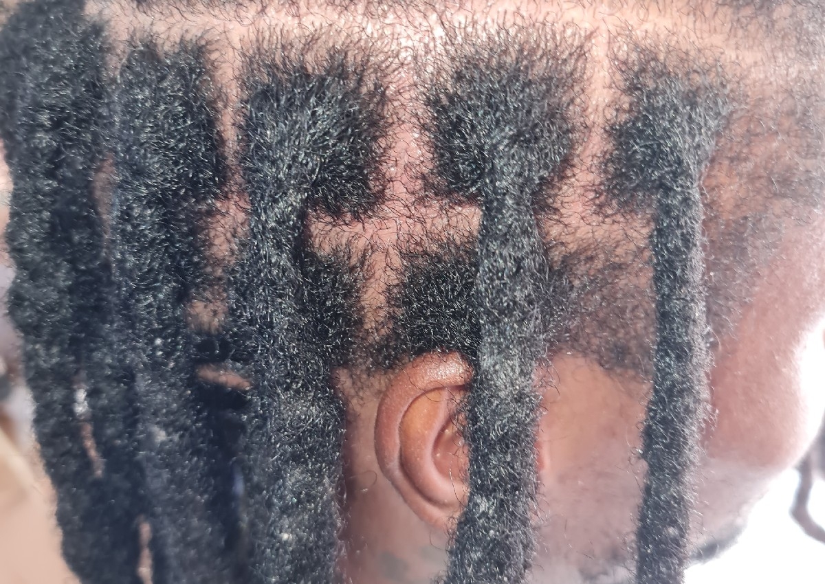 Loc grooming (growth and strands)