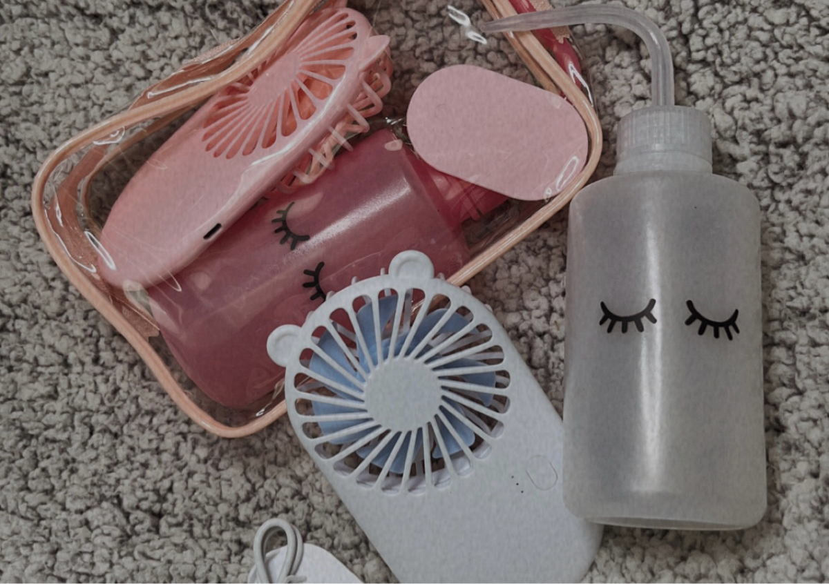 Mini fan and rinse bottle