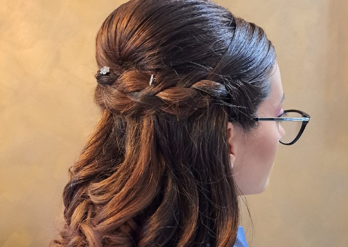 Half Updo