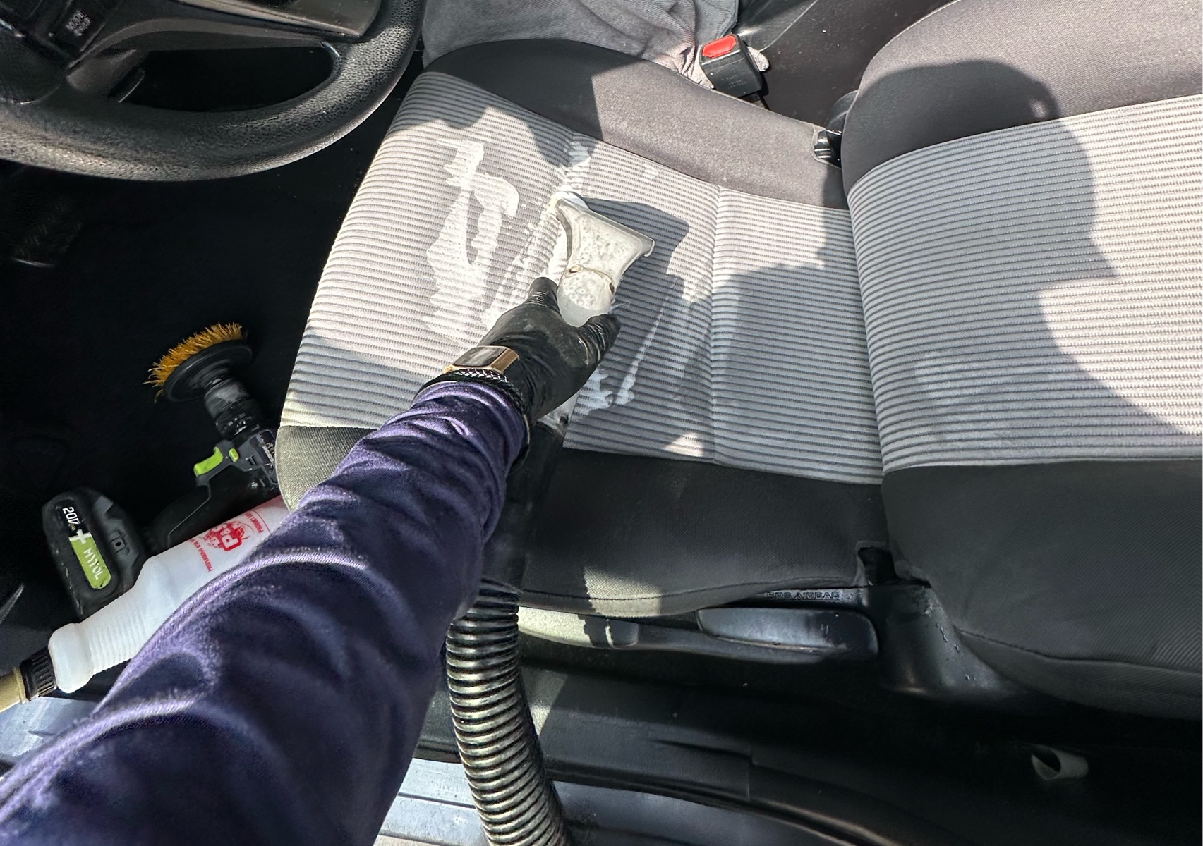 Deep Seat Cleaning
