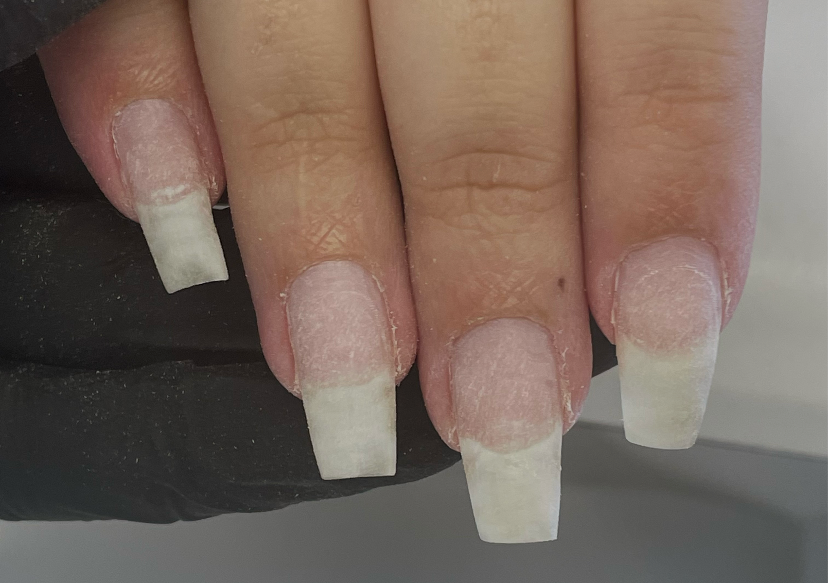 Gel extensions removal 