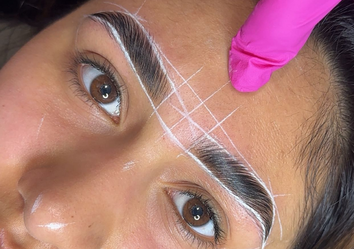 Diseño de cejas + depilacion 