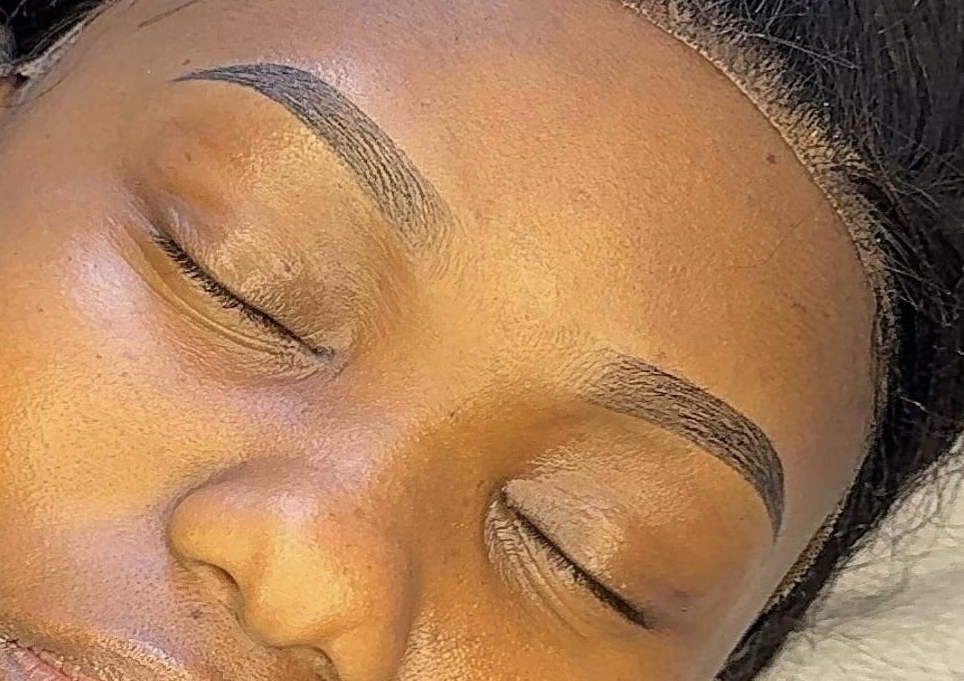 Ombre brows