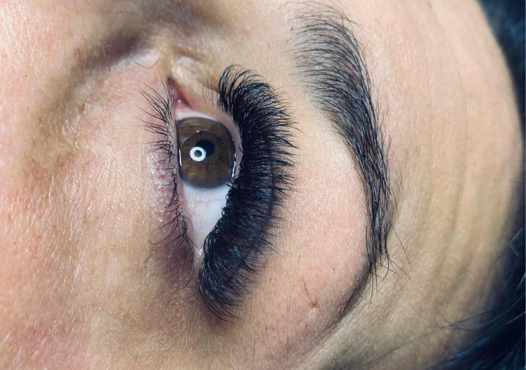 Pose De Volume Mega Volume