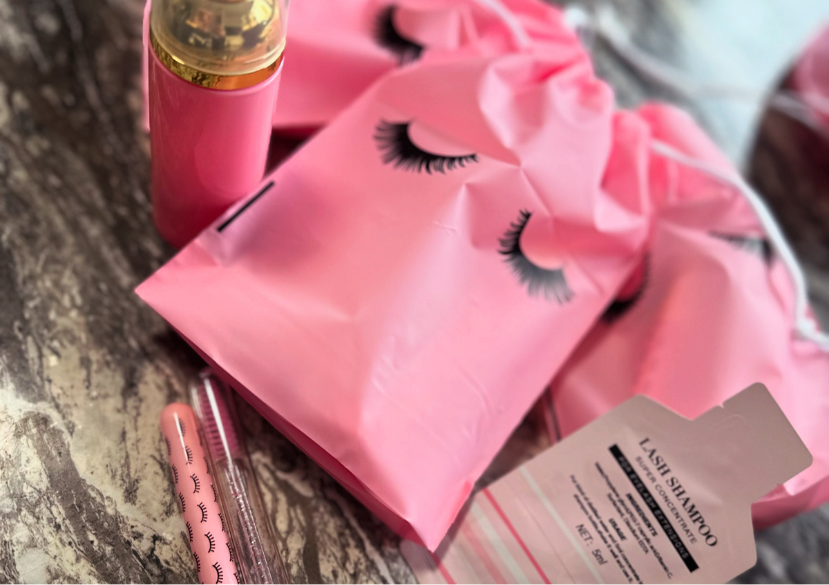 Lash shampoo kits