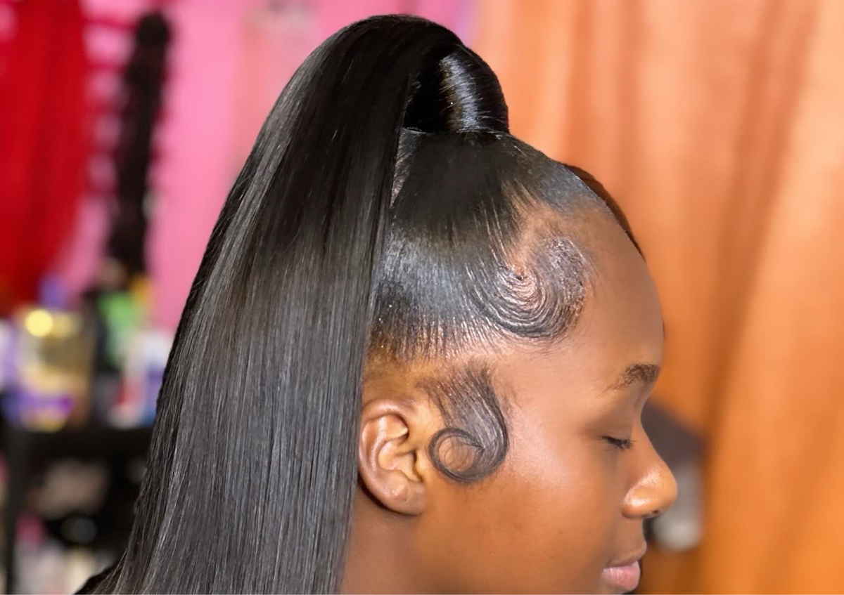 HALF UP HALF DOWN STYLE