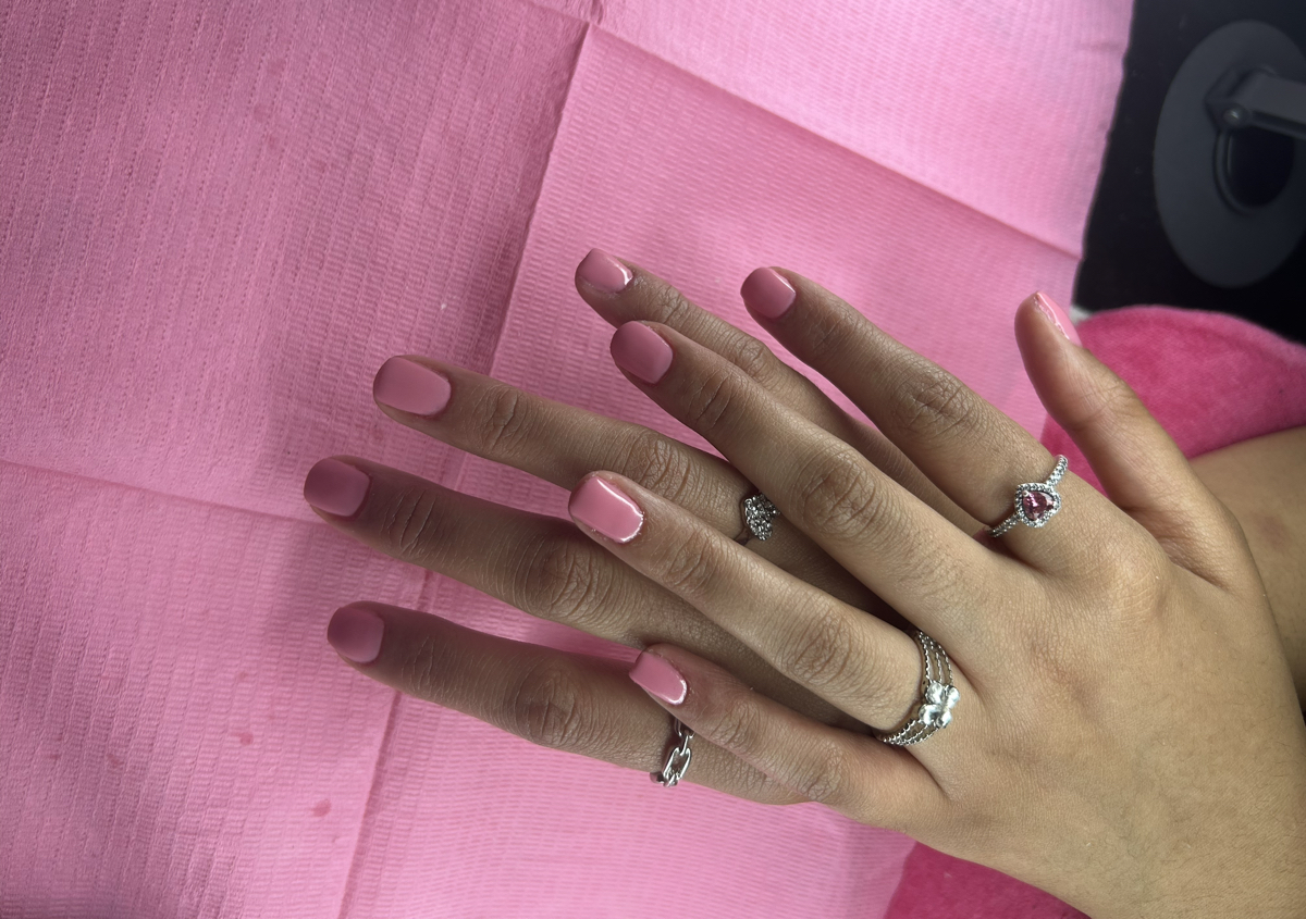 Gel manicure