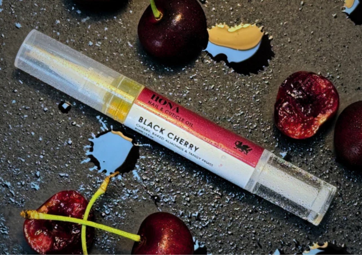 HONA Cuticle Oil Pen (Black Cherry) 4ml