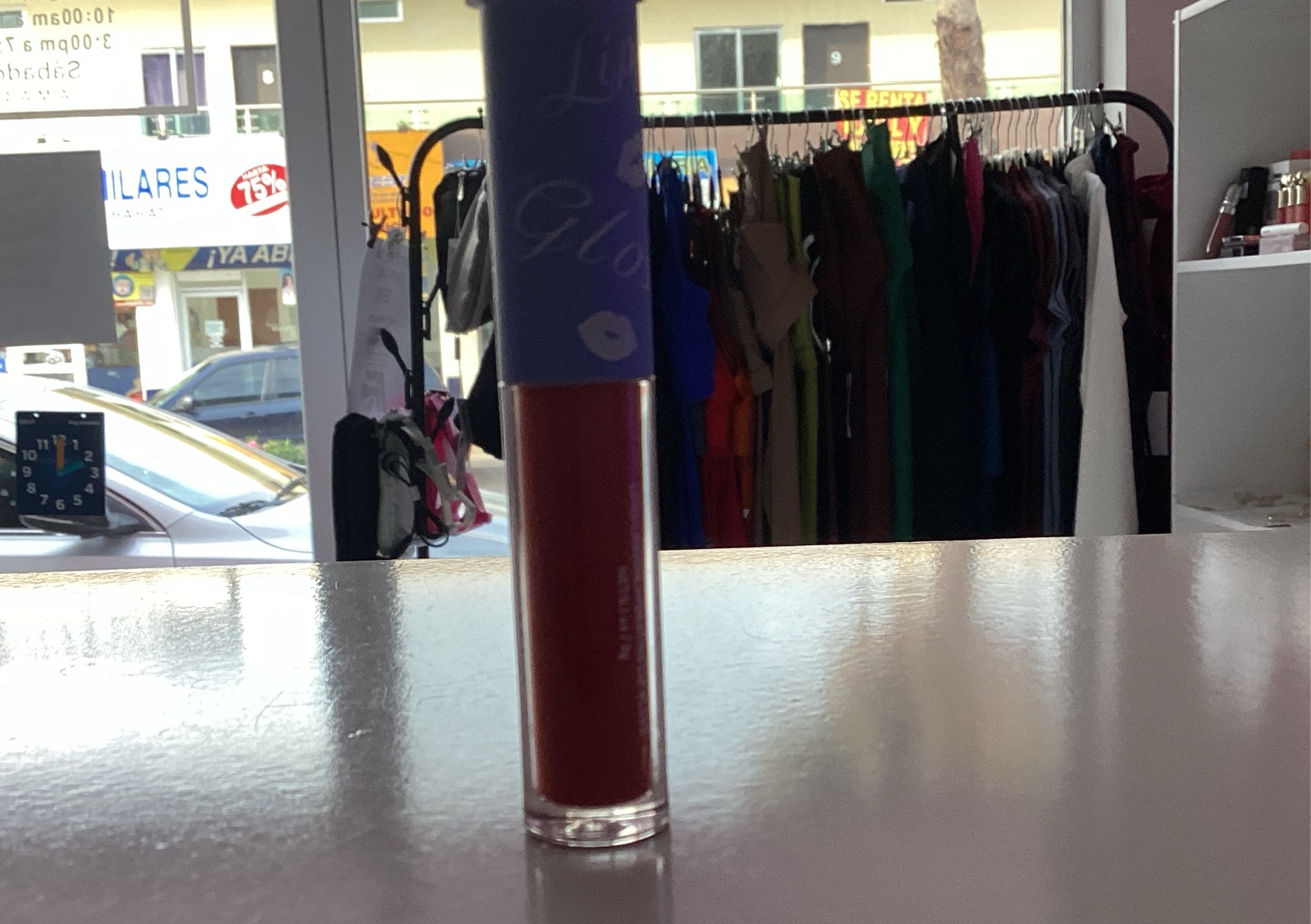 Lip gloss rojo