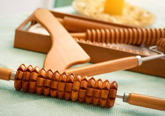 MASAJES DE MADEROTERAPIA 