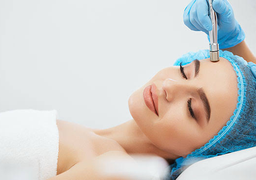 FACIAL LIMPIEZA PROFUNDA CON APARATOLOGIA