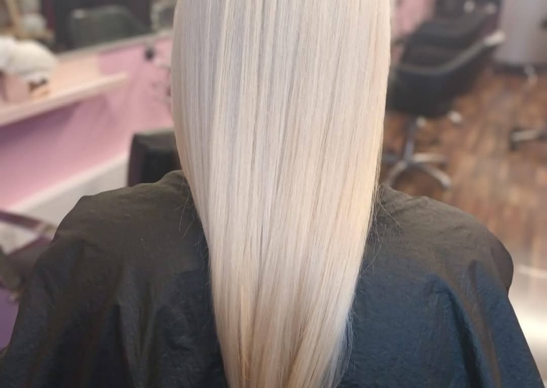 Full head Highlights long hair on or below shoulder inc cut and straight blow dry 