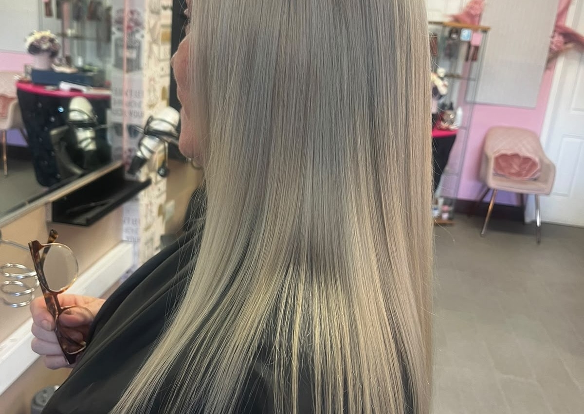 Half head highlights short hair above shoulder 