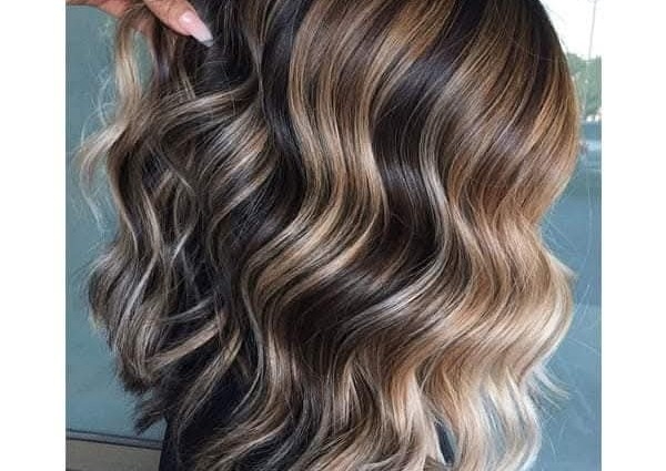 Balayage short hair above shoulder