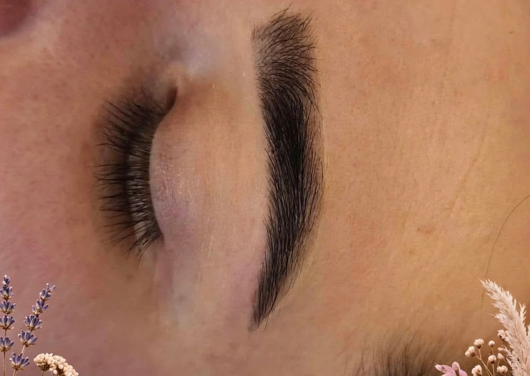 Eye brow wax tint and shape