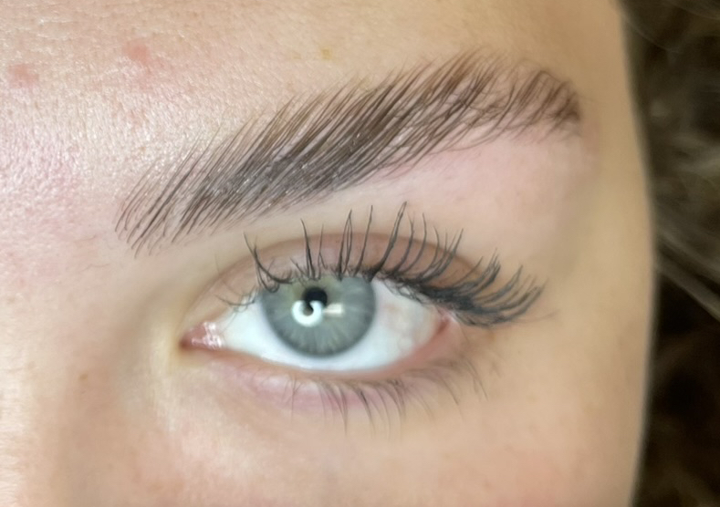 Eyebrow Lamination 