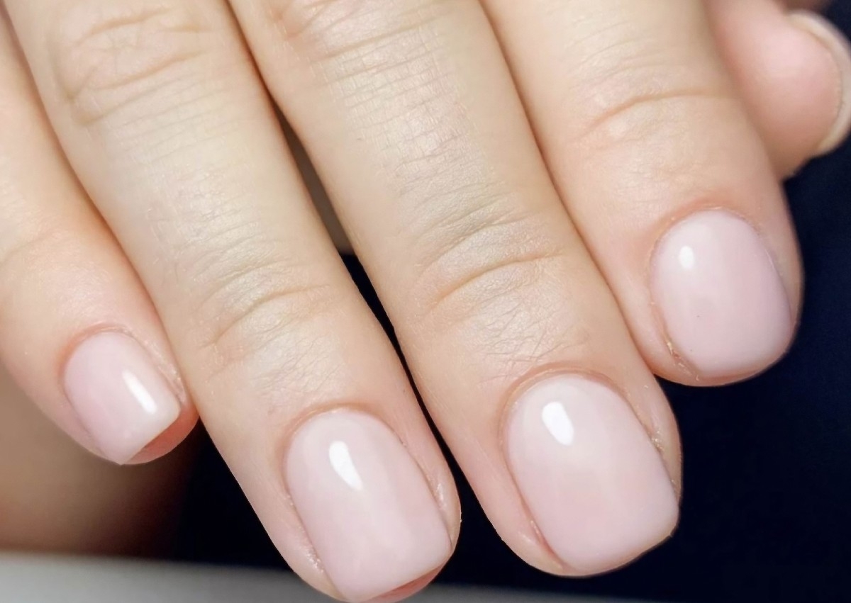 Builder Gel Manicure 