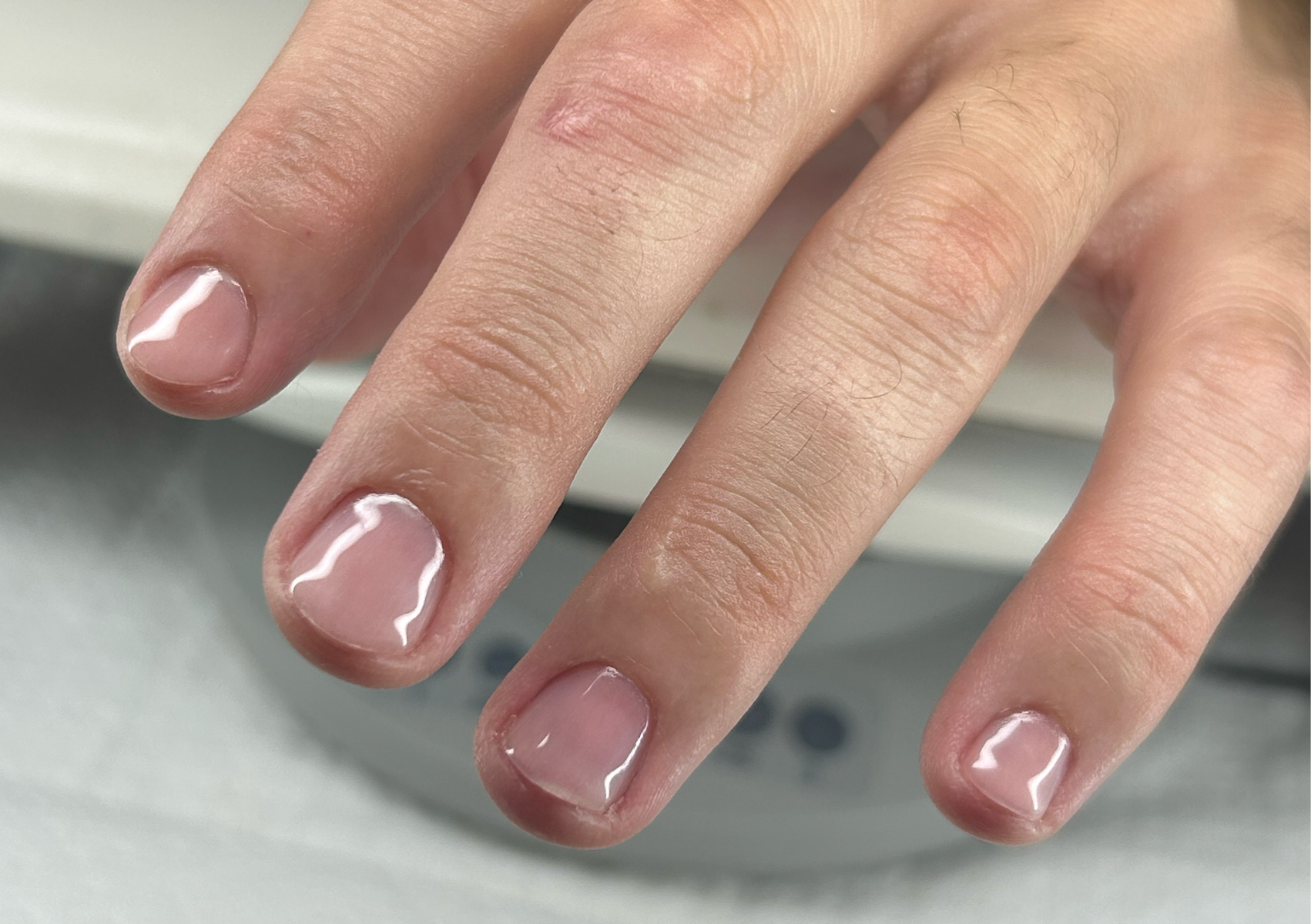 Manicura en gel caballeros