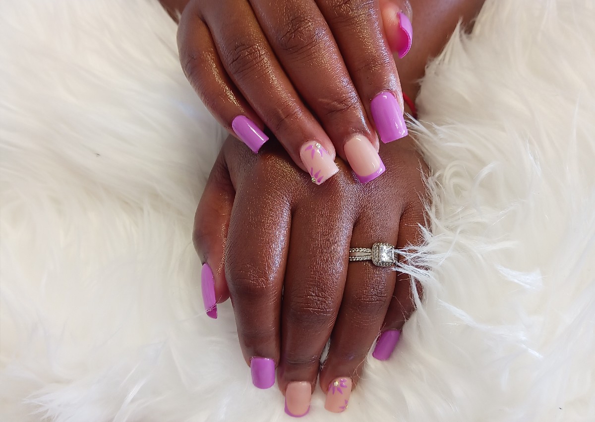 Gel manicure 