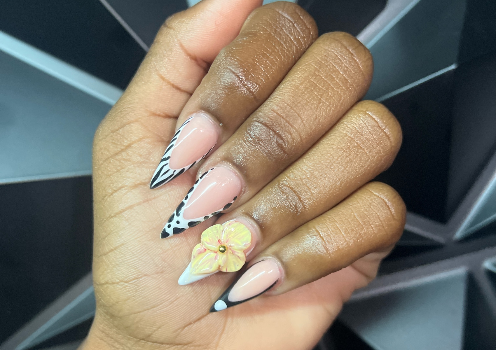 Med almond hands only freestyle 