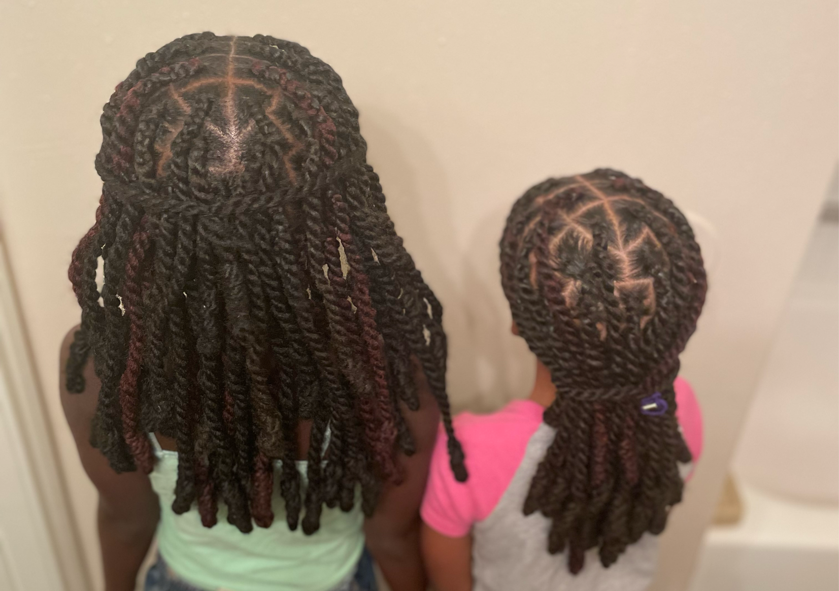 Kids twist with knots 