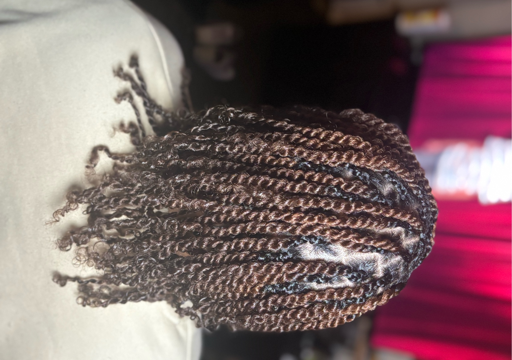 Women two strand twist 