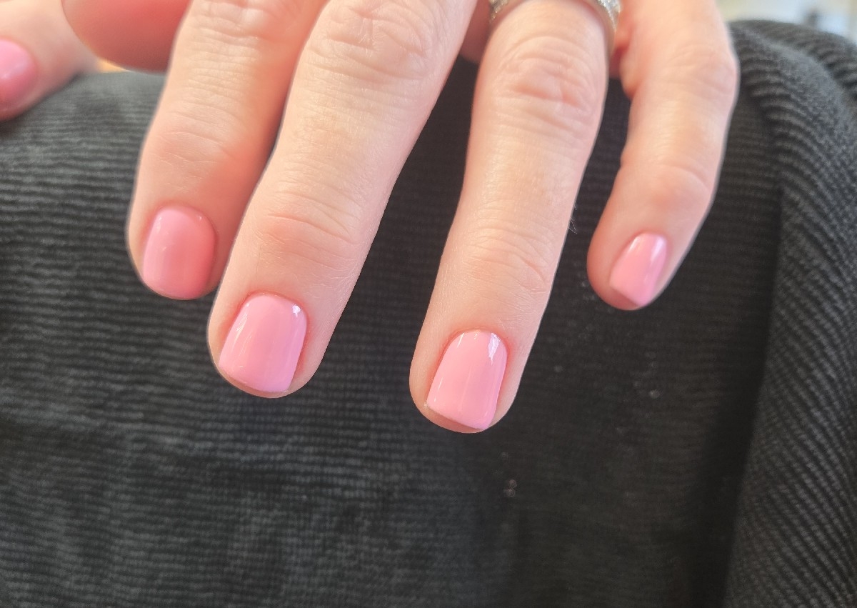Gel manicure