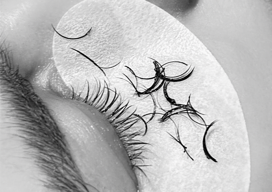 Lash Extension Removal
