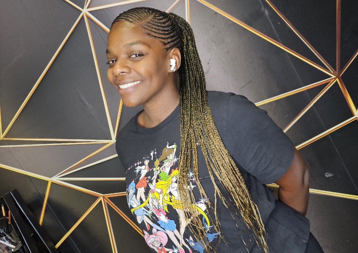 Adults/Ponytails/Hair included