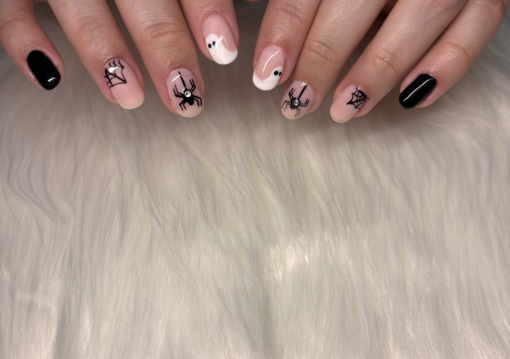 Hard Gel Manicure (Minimal Art)