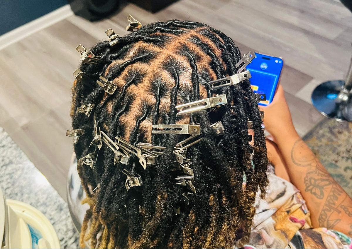 Retwist (Locs)