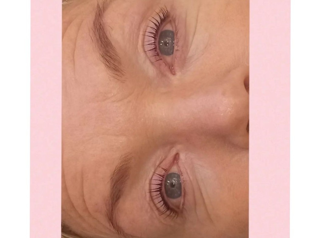 Standard Lash Lift and Tint  (patch test must be done at least 48hrs before appointment)