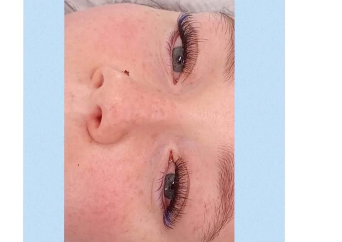 Coloured Lashes ( €5 extra added onto your lash appointment)