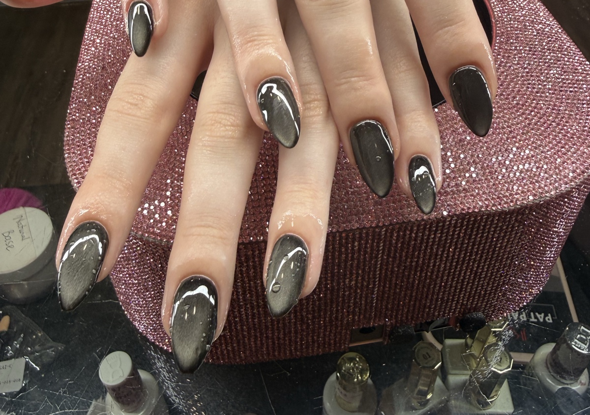 Russian manicure