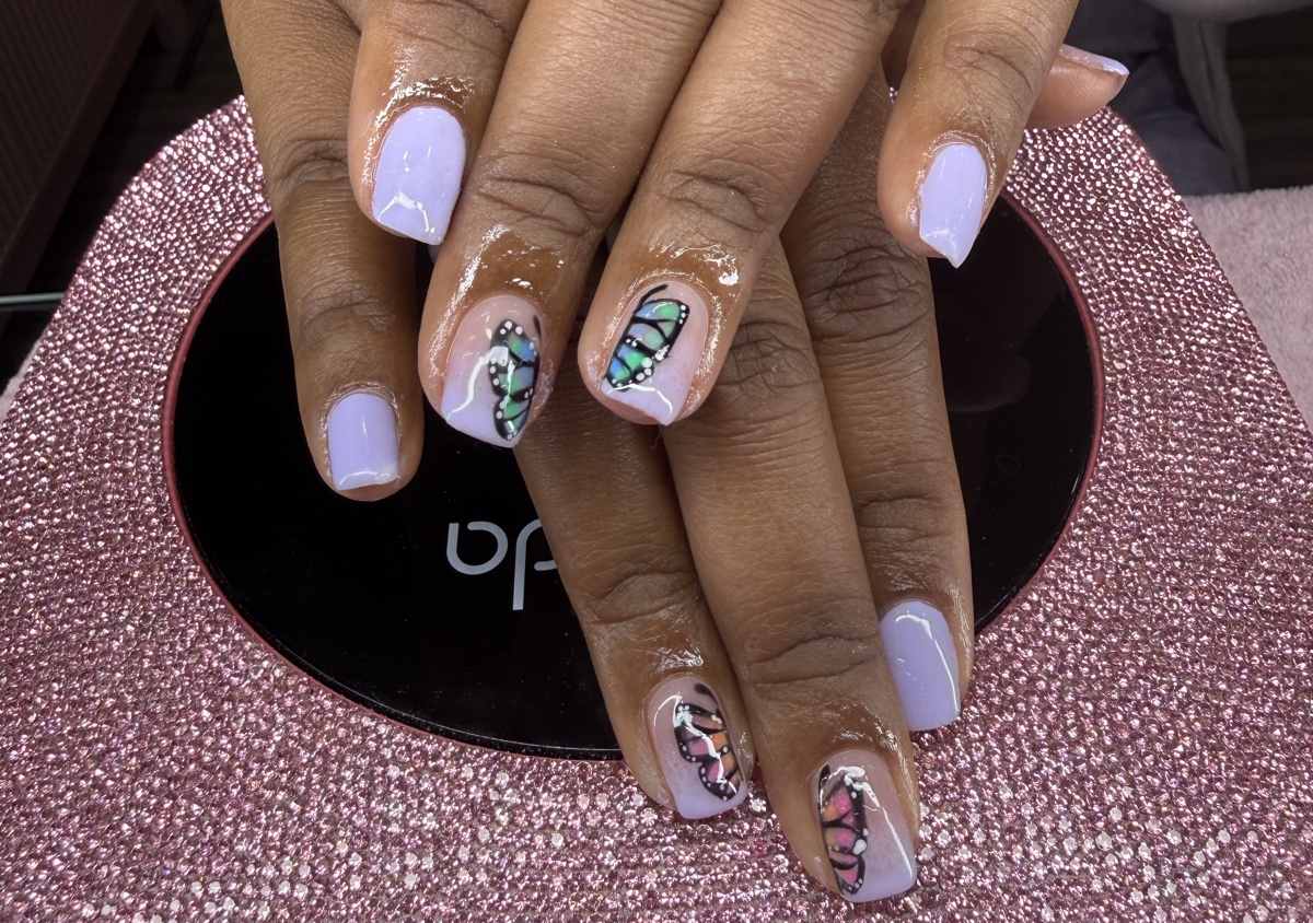 Gel manicure