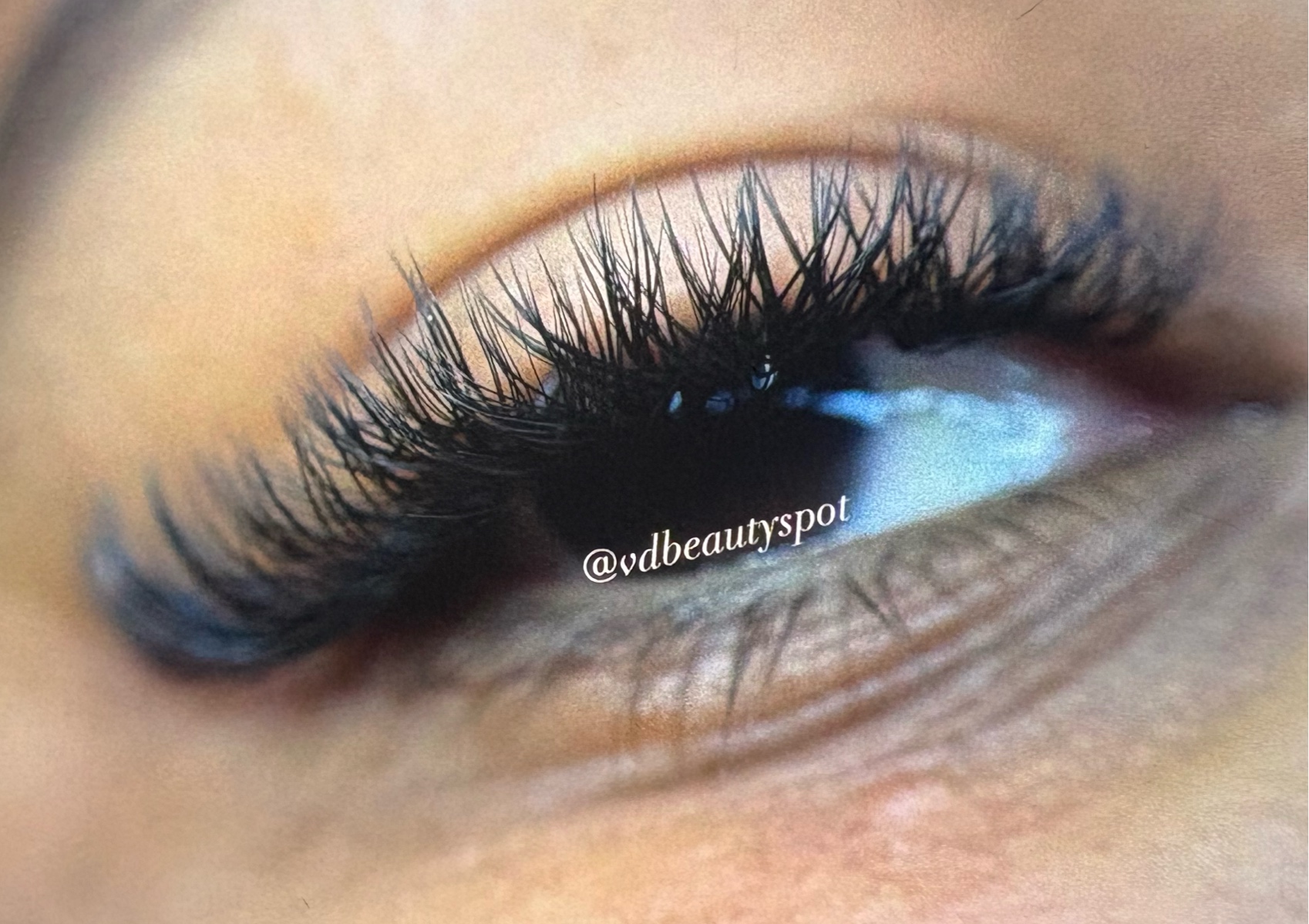 YY lashes
