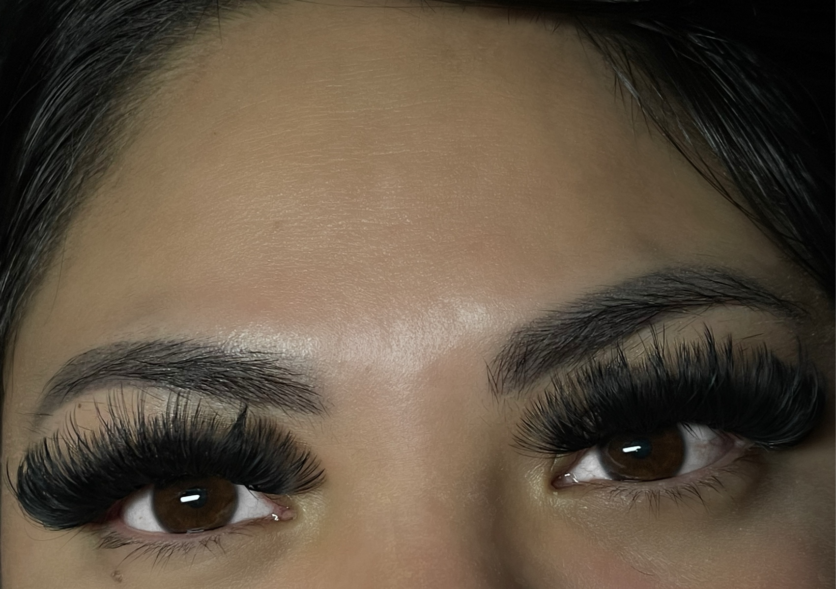 Full Mega Volume Lashes / Pestañas Mega Volumen Completo