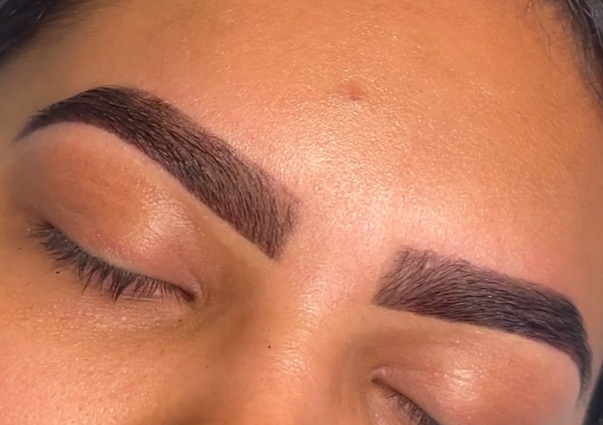 Depilación (wax) + Tinte de cejas