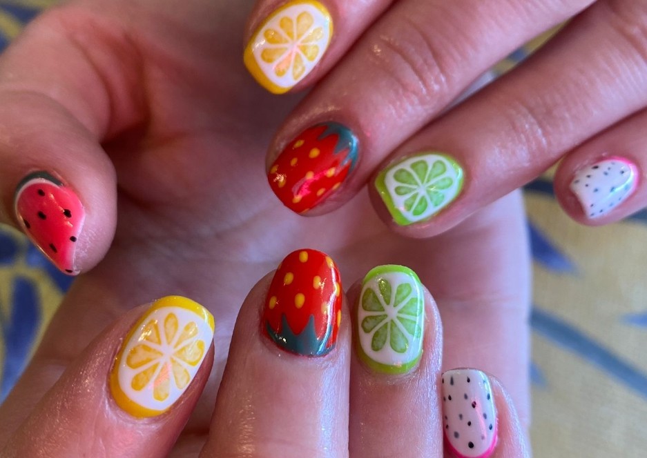 BESPOKE NAIL ART!  Very detailed multiple nail designs each nail! (3/3)