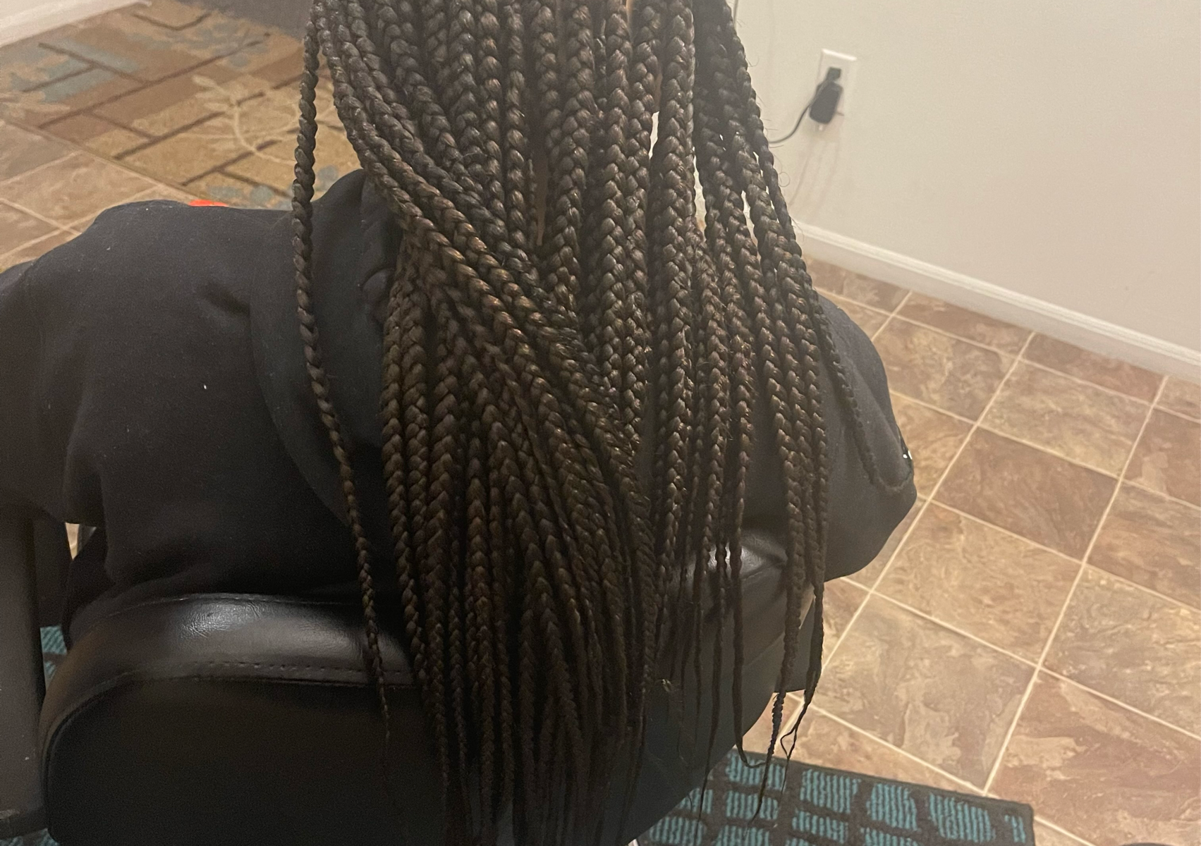 Medium Knotless Braids