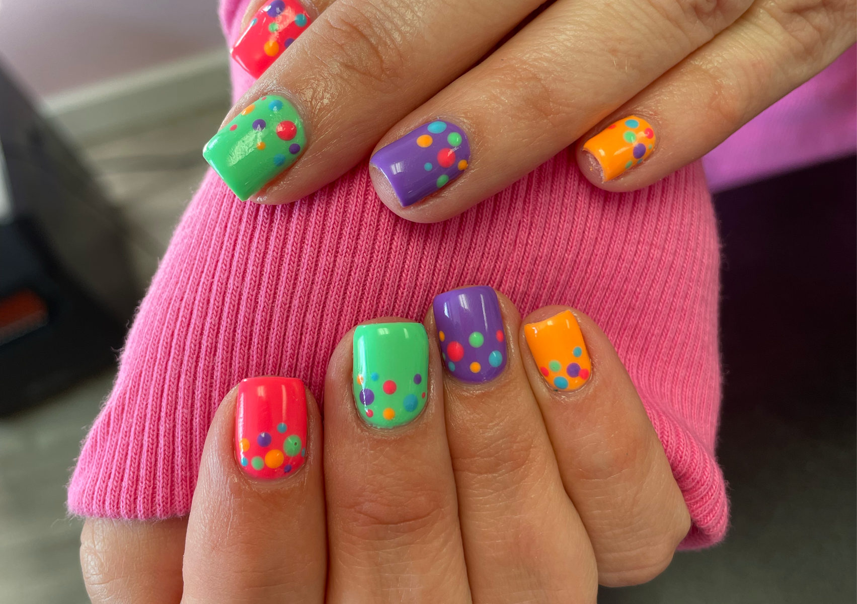 Nail Art: 8 Finger Nails